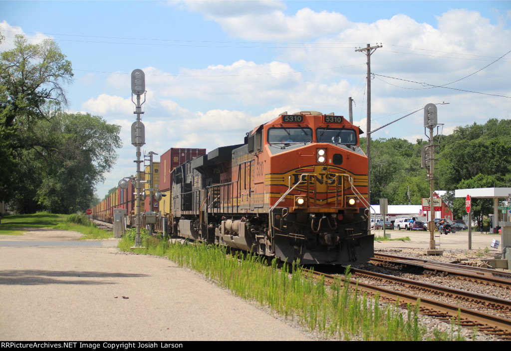 BNSF 5310 East